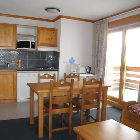 Les Valmonts Aparthotel 3*