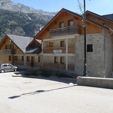Les Valmonts Aparthotel